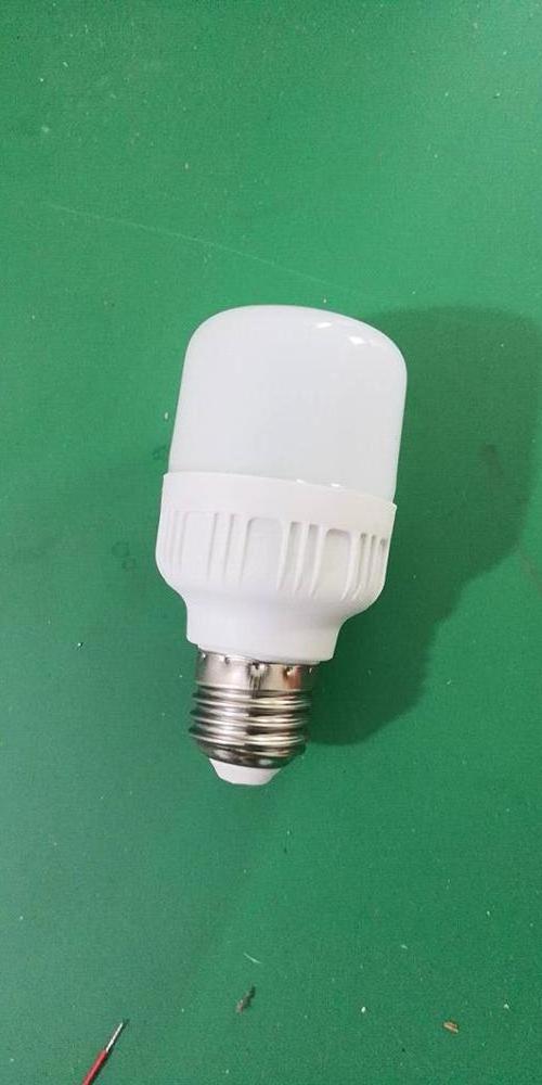 LED BULBS