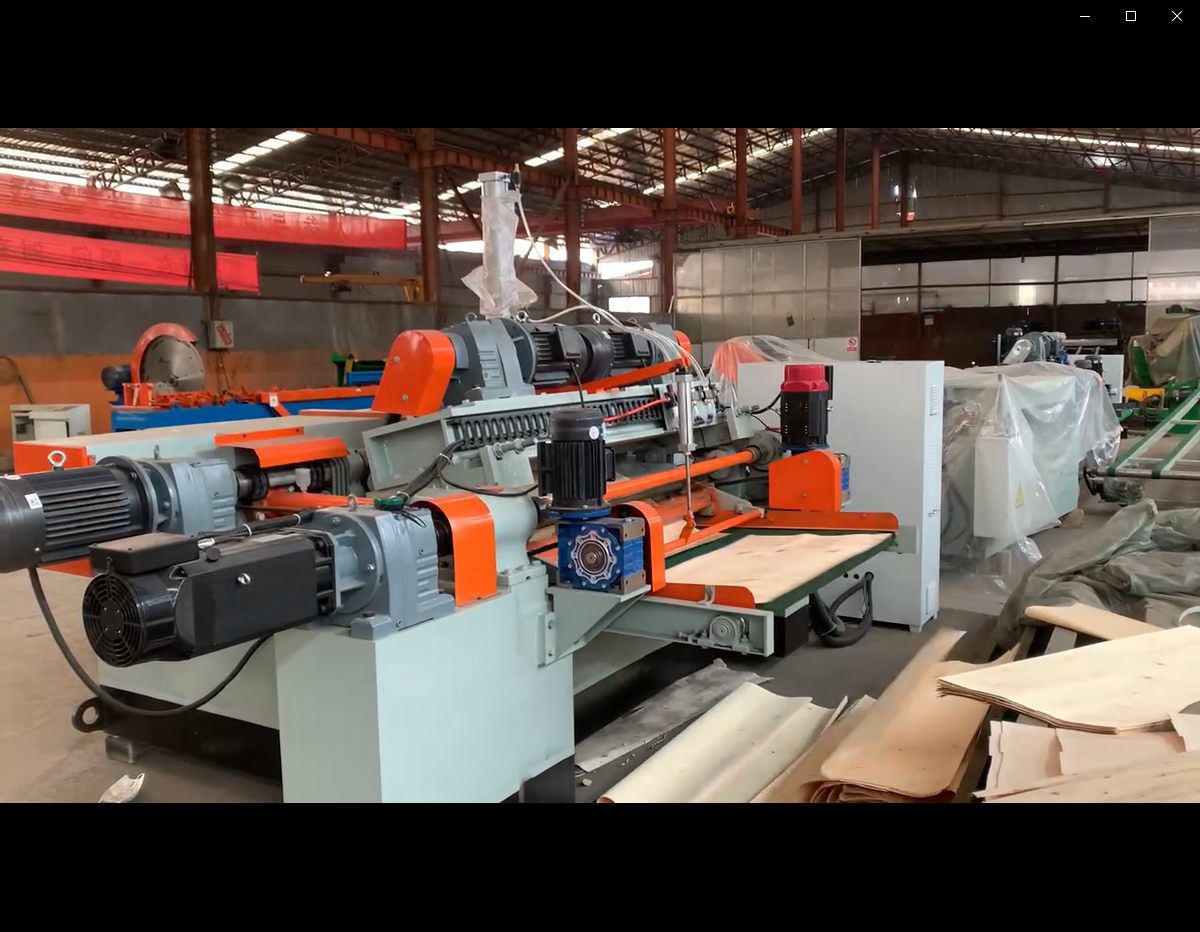 wood veneer cutting machine/ plywood peeling veneer machine/veneer plywood production line