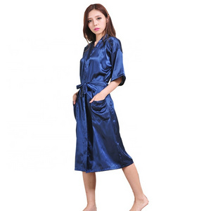 Embroidery Long Kimono Robes Bridesmaid Robes Lightweight Full Length Satin Dressing Gowns Sleepwear With Pockets Bride Robe