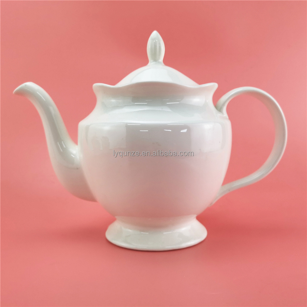 wholesale hotel restaurant white ceramic teapot/ porcelain coffee pot