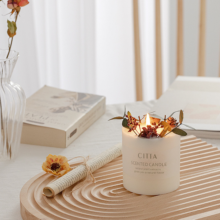 Luxury Soy Wax  Birthday Christmas Valentines Day Christmas Holiday Wedding Scented Candle Gift Candle with Dried Flowers