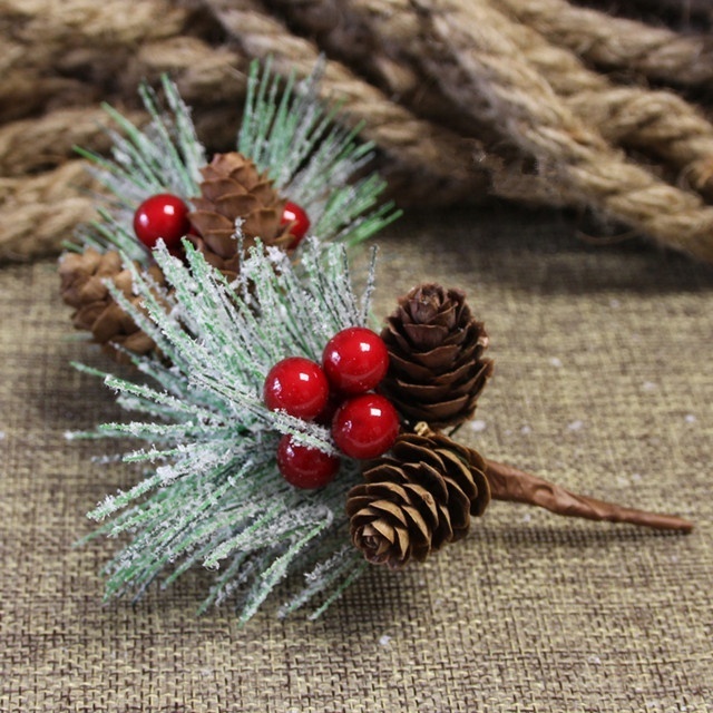 Christmas Decorations Artificial pinecone berries Christmas gift box Decorations Christmas snow spray  needle accessories