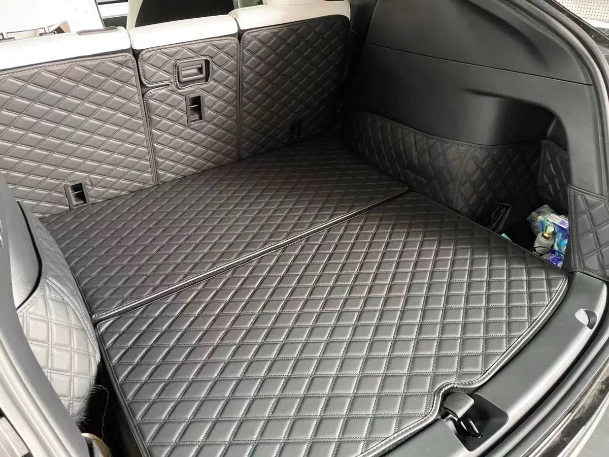 Custom Trunk Mat Car Floor Liner for SUV Sedan Truck Vans PVC Leather Waterproof Non-Slip Cargo Mat