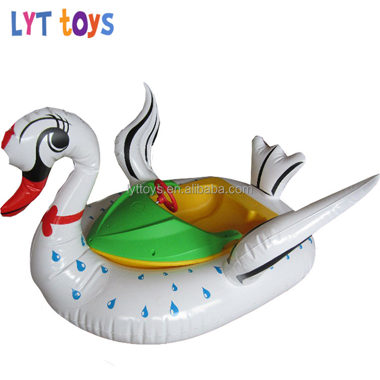 Amusement water park playing kids electric bumper boat for sale