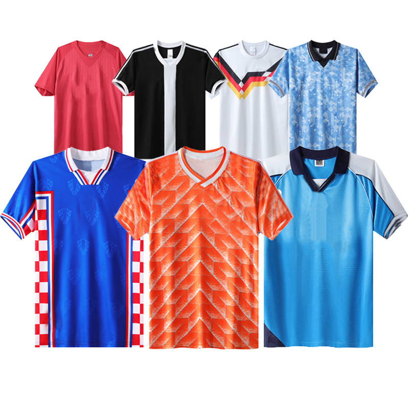 Manufacturer Price Thailand Soccer Jerseys Retro Men's Football Uniform Set