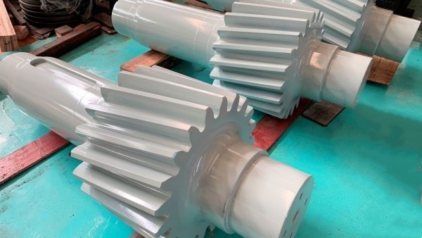 CNC Machining forged large gear shaft drive custom helical gear shaft Main Gear Propeller Shaft