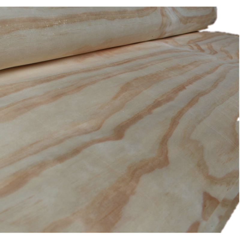 0.6mm 0.7mm radiata pine wood veneer for plywood face and back