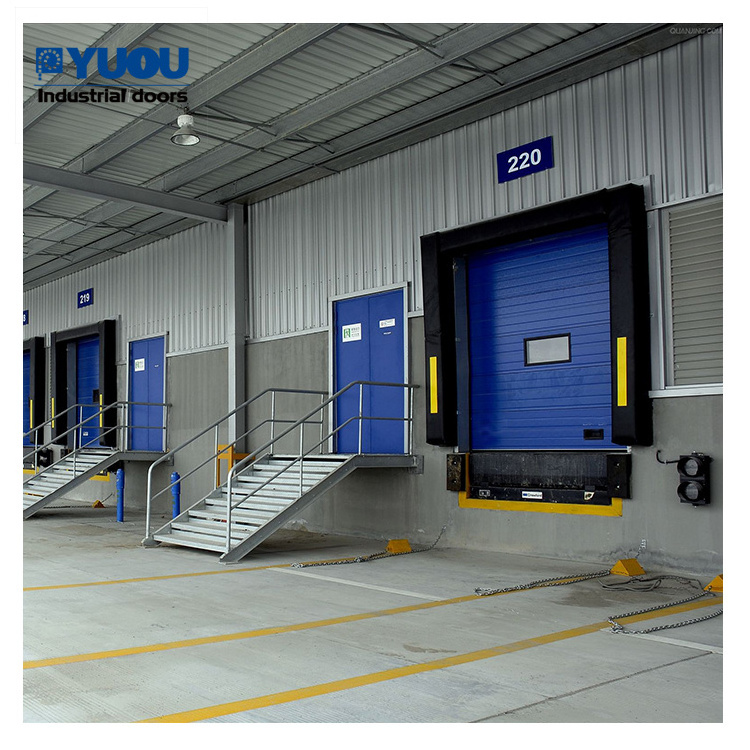 China Manufacturer Industrial Overhead Industrial  Garage Automatic Warehouse Vertical lifting Sliding Sectional Gate/Doors