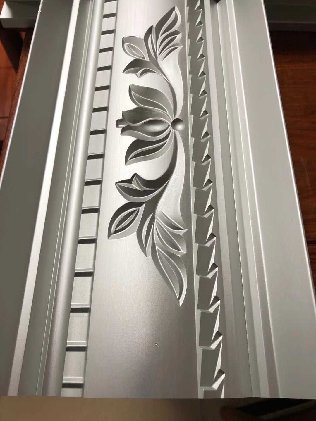 2018 high quality aluminum cornice moulding to make gypsum cornice