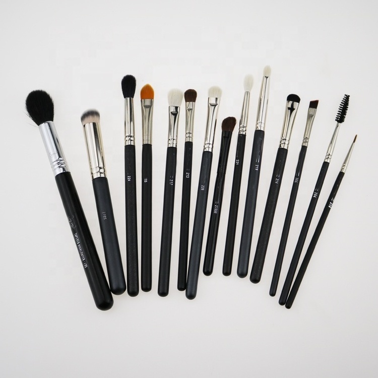 Luxury Makeup Brushes Set Kit Wholesale Wood Handle black copper tube Private Label foundation Cosmetic makeup brushes