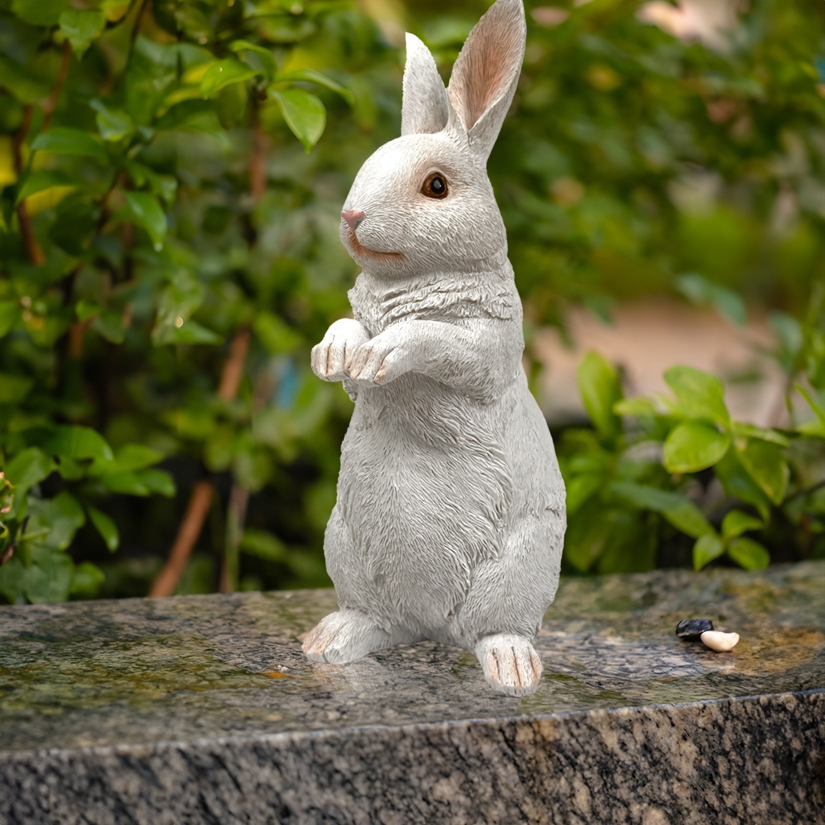 Garden Statue Rabbit Easter Decoration Outdoor Decoration Lawn Balcony Courtyard Garden Gift for Mom and Grandma