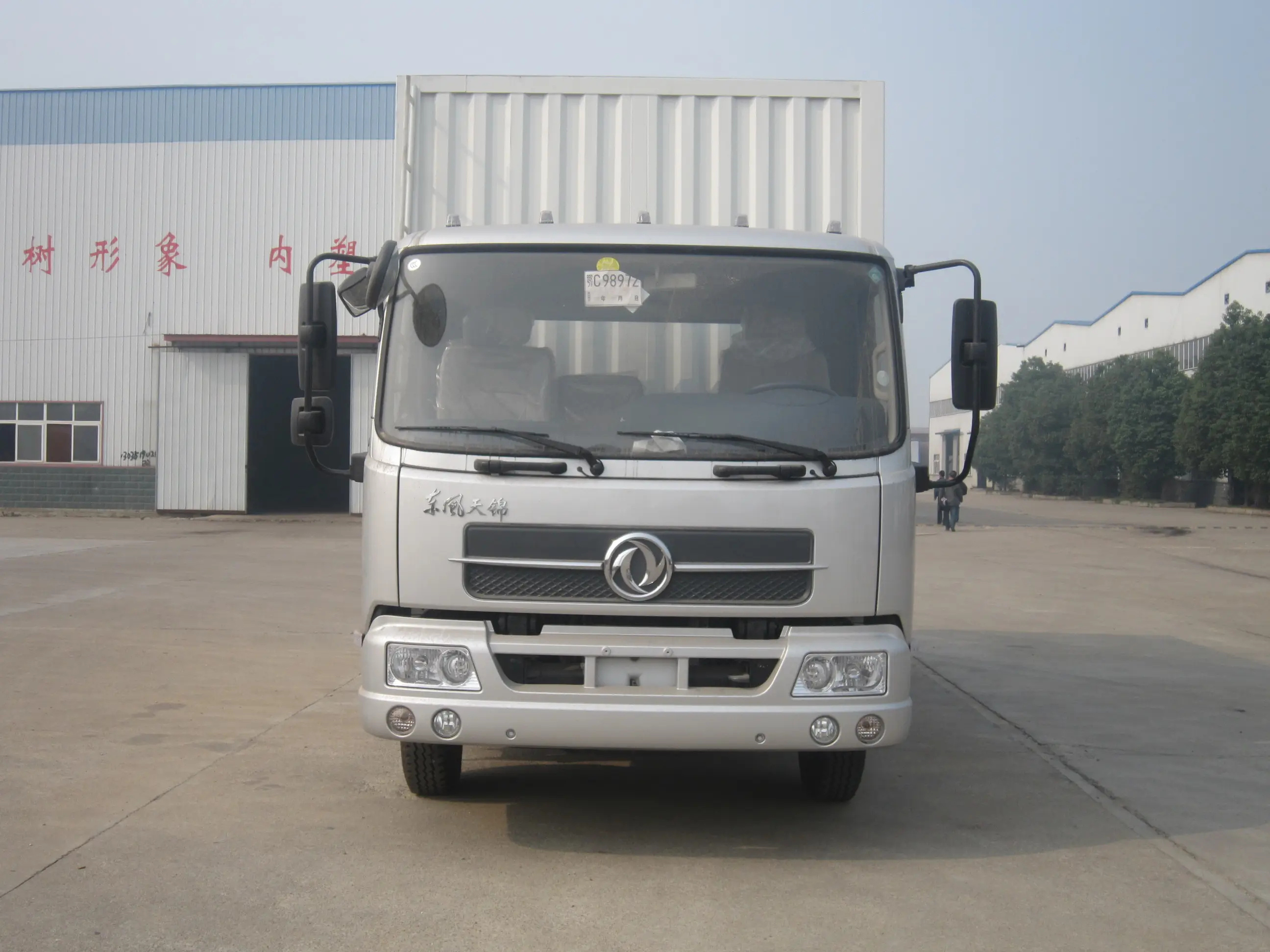 6 Wheels 15 Tons Cargo Box Van Truck For Special Goods Transport And Delivery Dongfeng Brand In Stock With Low Price