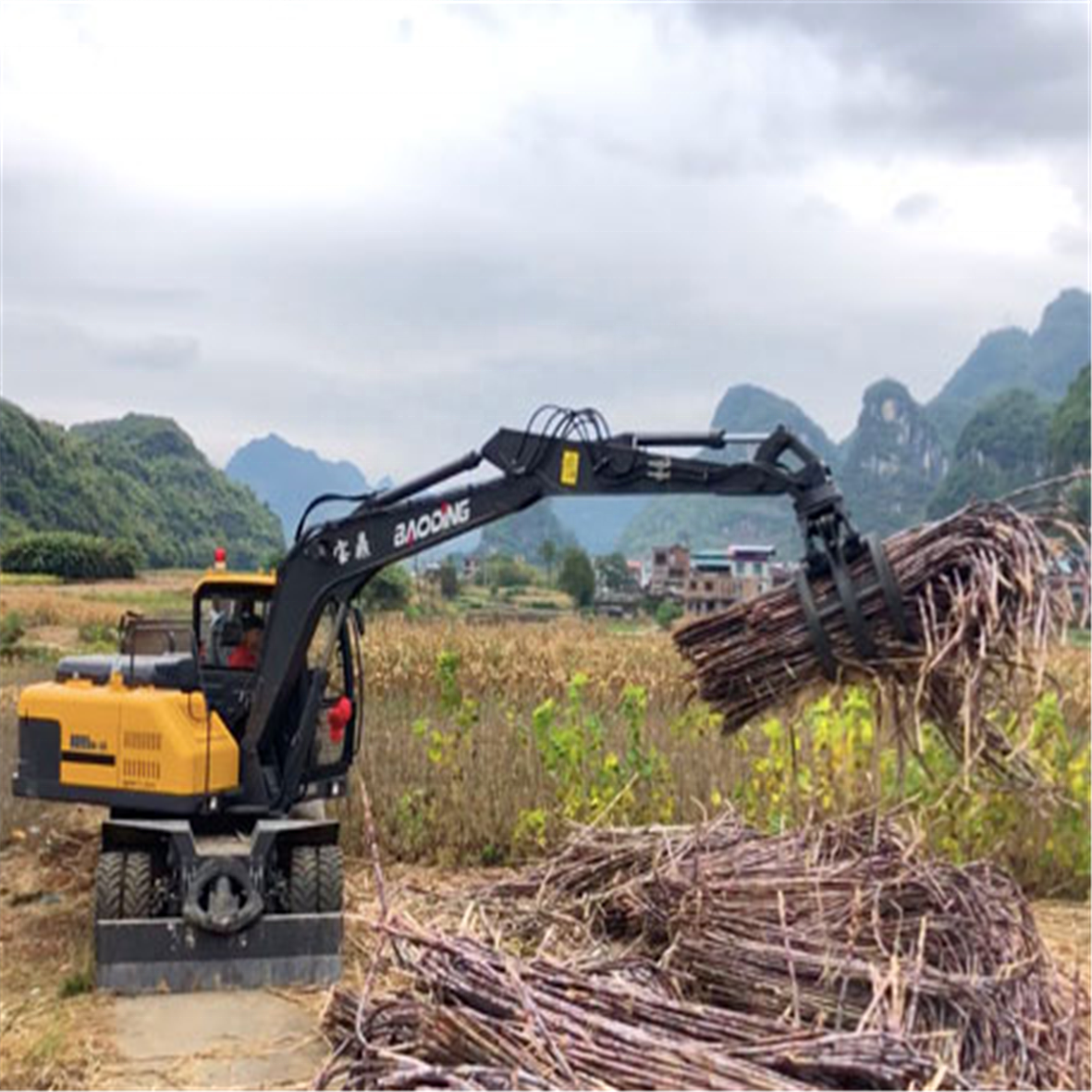 Sugarcane grapple loader wheel type sugarcane loader sugarcane farm loader