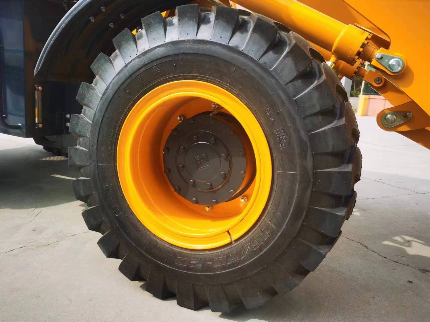 1t 2t 3t 5t Mini Front End Wheel Loader HK-920 938 948 956 Compact Tractor Loader