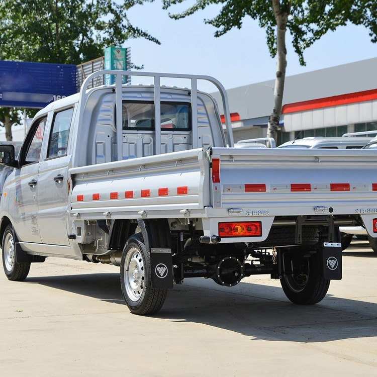 Foton Xiangling V1 2 ton mini truck Gasoline light cargo truck with double cabin