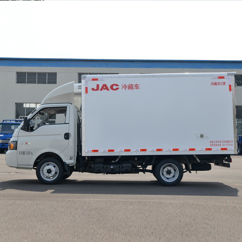 JAC Kaida X6 Refrigerated Cold Room Van Truck 2 ton Diesel Frozen Freezer Cooling Van 3 ton Refrigerator Box Truck For Sale