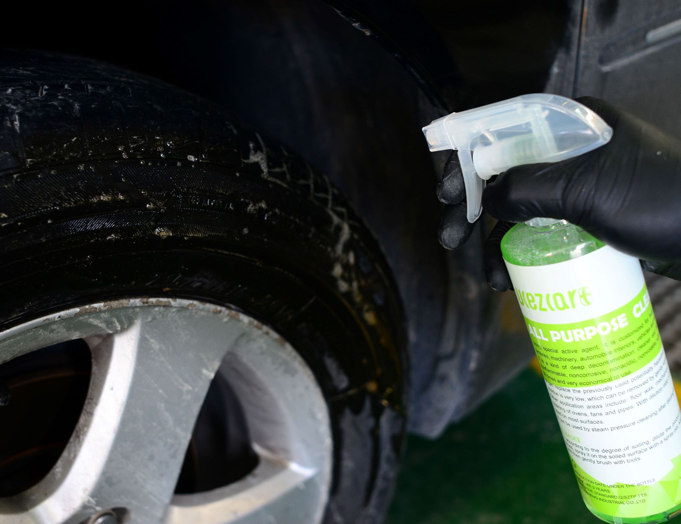 Low MOQ UCEZCAR+  tire cleaner type liquid foam spray cleaner velgen reiniger wheel and tire cleaner China for sale