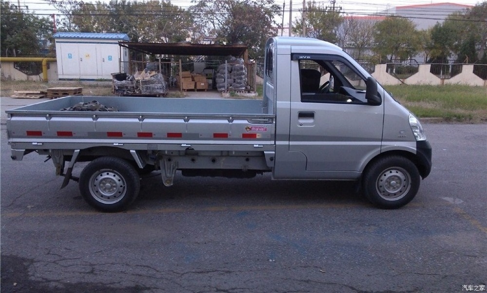 Wuling mini farm truck for agricultural products transportation