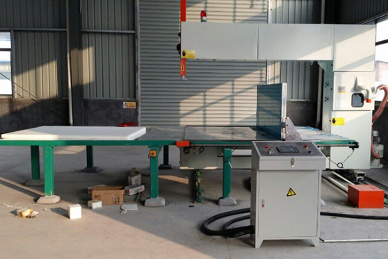 Automatic vertical mattress PU foam cutting machine