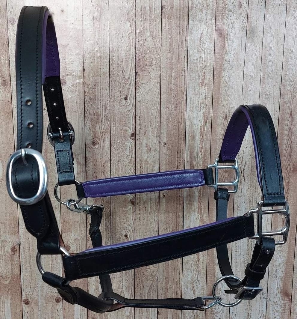 CUSTOMIZED DESIGN LEATHER HALTER WITH CONTRAST COLOR PADDING/ WHOLESALE LEATHER HORSE HALTER WITH PADDING.