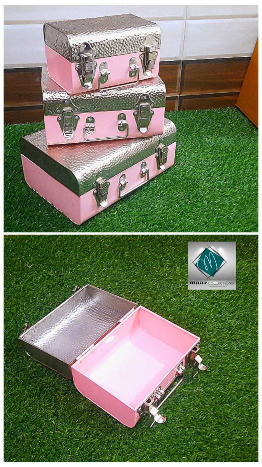 Custom Printing Square Metal Modern Style Storage Trunk Pink Gift Box With Gold Accessories