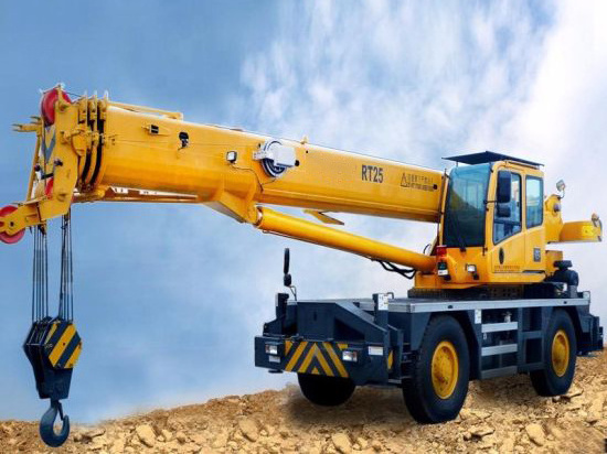 35 Ton Mobile Hydraulic Rough Terrain Crane RT35 With High Work Efficiency