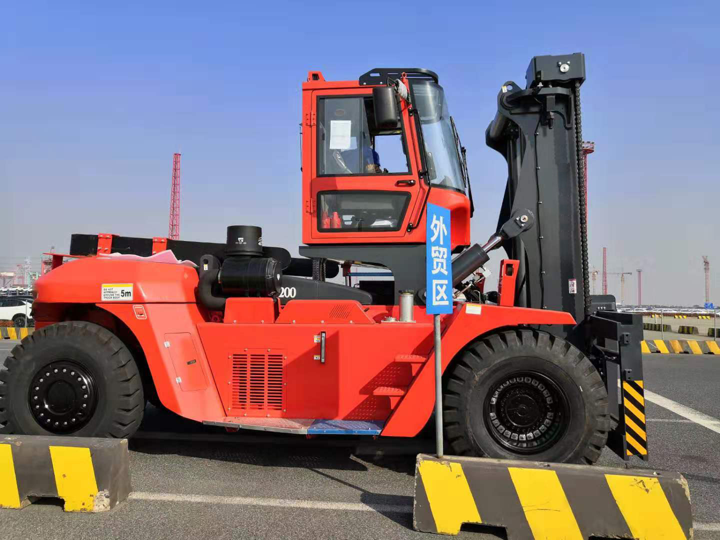 HELI G3 series 7 ton lithium battery forklift CPD70