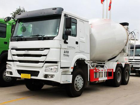 6x4 8m3 capacity concrete mixer truck mounted concrete mixer with pump