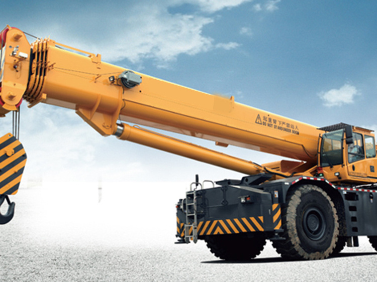 35 Ton Mobile Hydraulic Rough Terrain Crane RT35 With High Work Efficiency