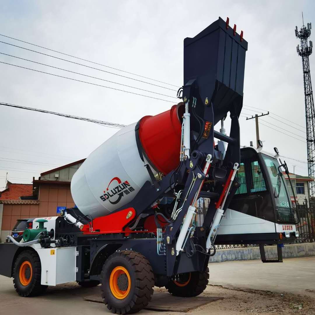 3.5m3 4m3 6m3 Mini Self Loading Concrete Mixer Truck Machine Cement