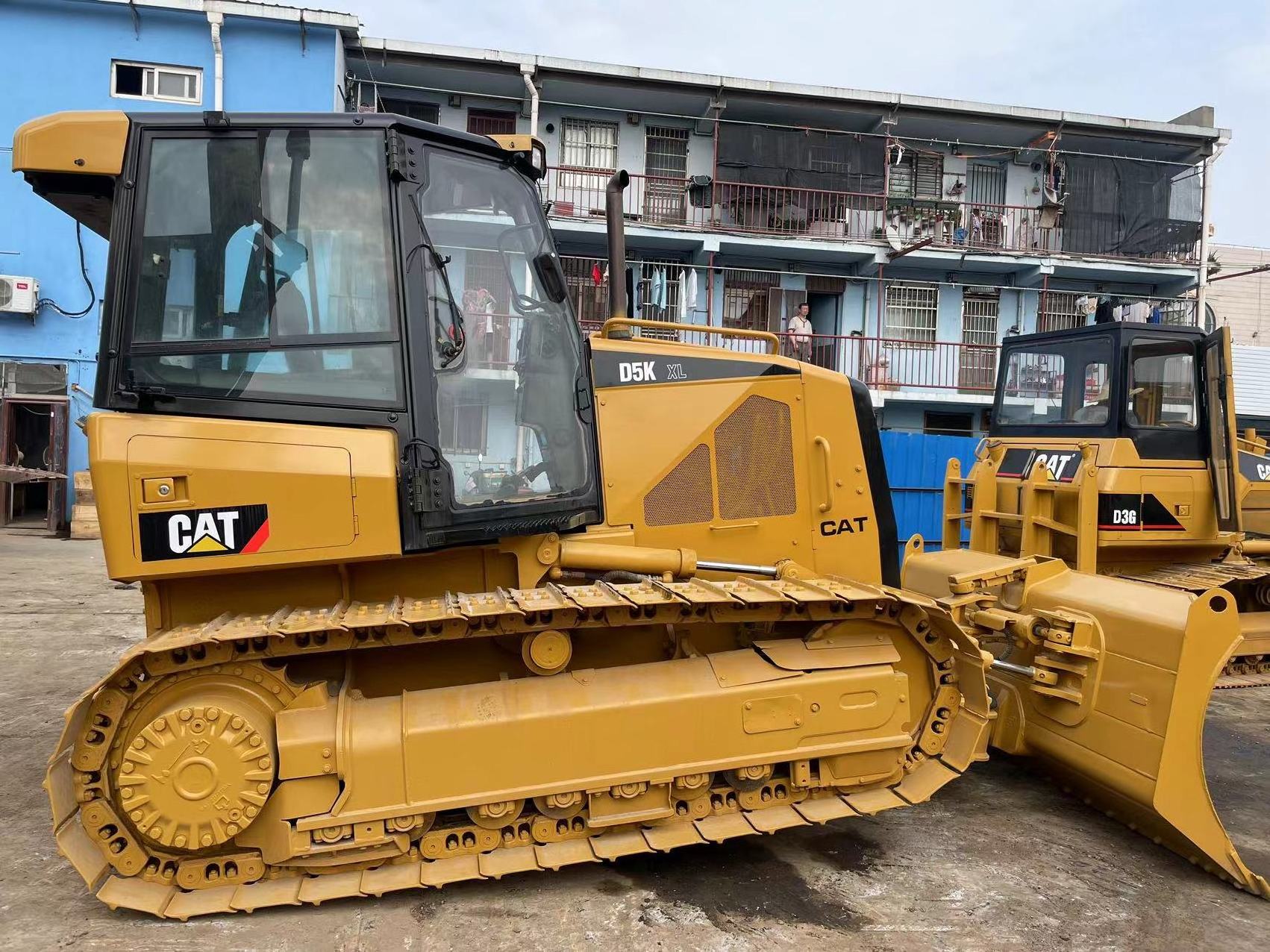 CAT bulldozer dozer used D5K D5G D3G D7G D6D D6M D5M D6H D6R second hand dozer CAT bulldozer for sale