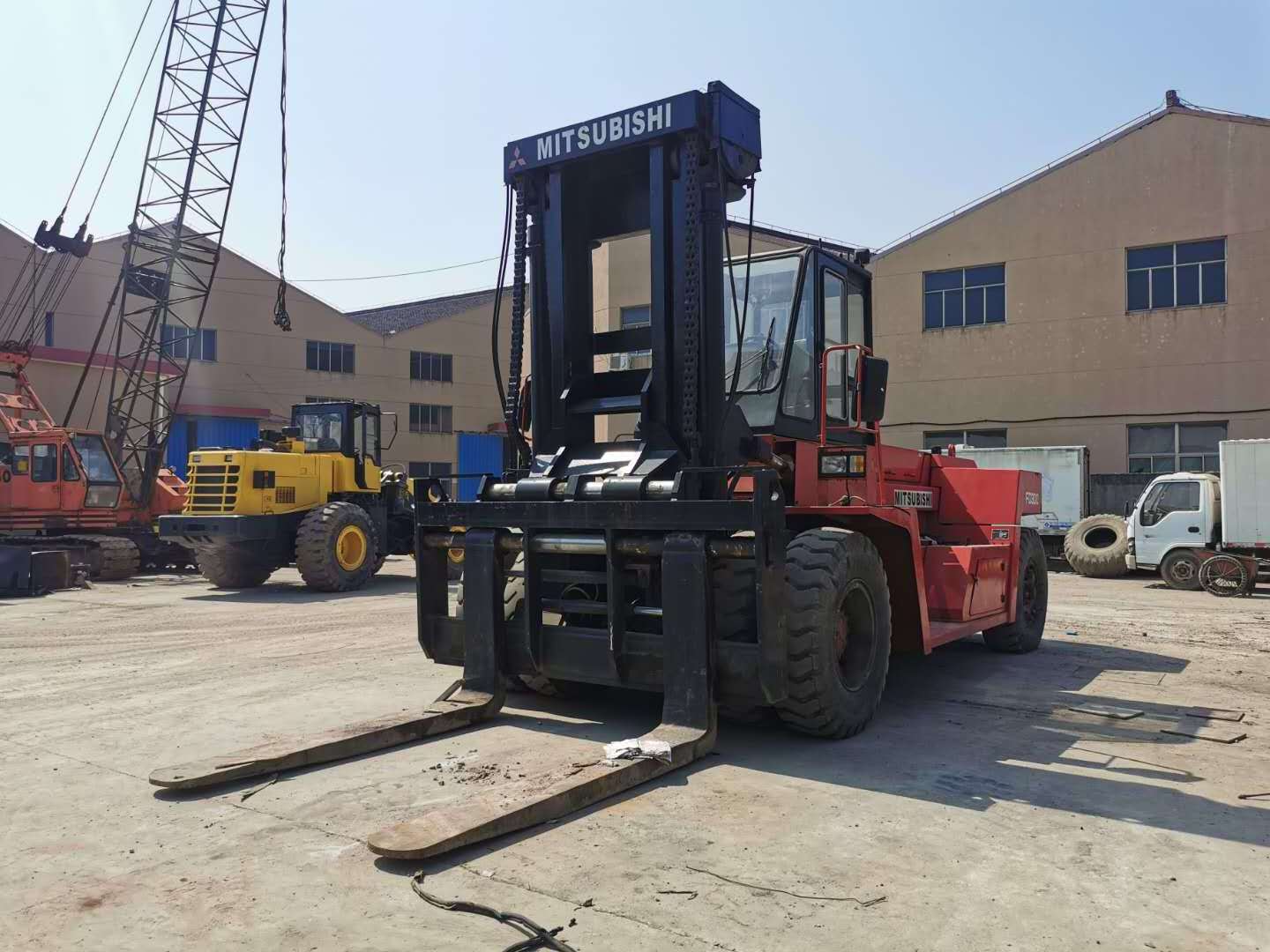 used Japan Forklift FD300 30 ton