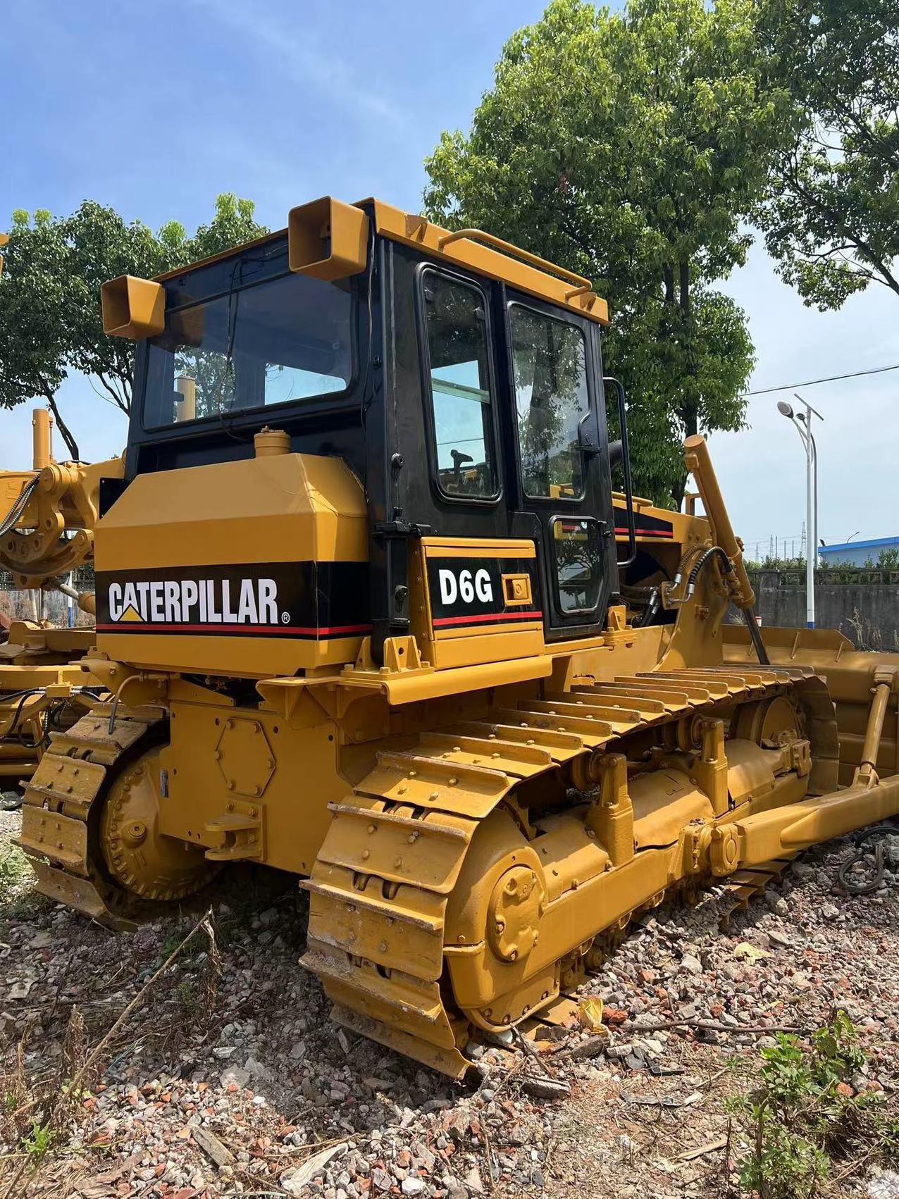 Used second hand crawler bulldozer cat d6g price of sale