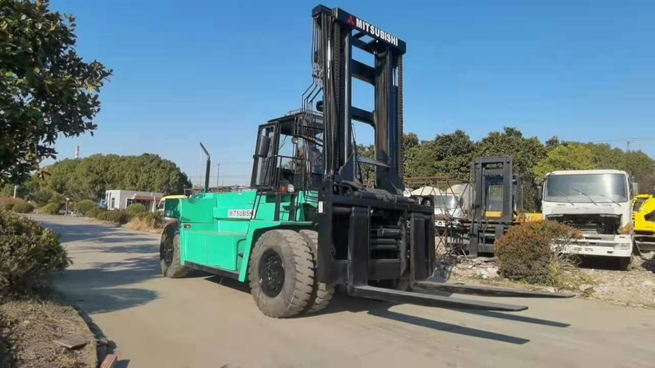 Heavy Duty used 30ton Heavy Duty Forklift