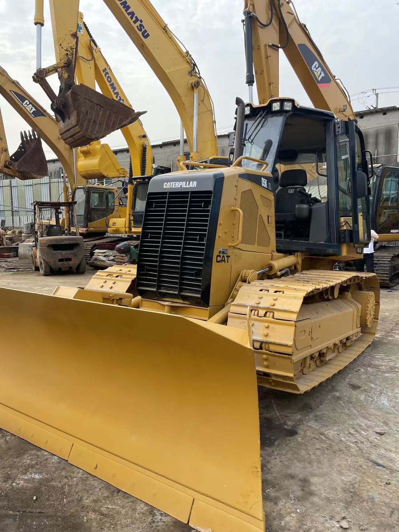 CAT bulldozer dozer used D5K D5G D3G D7G D6D D6M D5M D6H D6R second hand dozer CAT bulldozer for sale