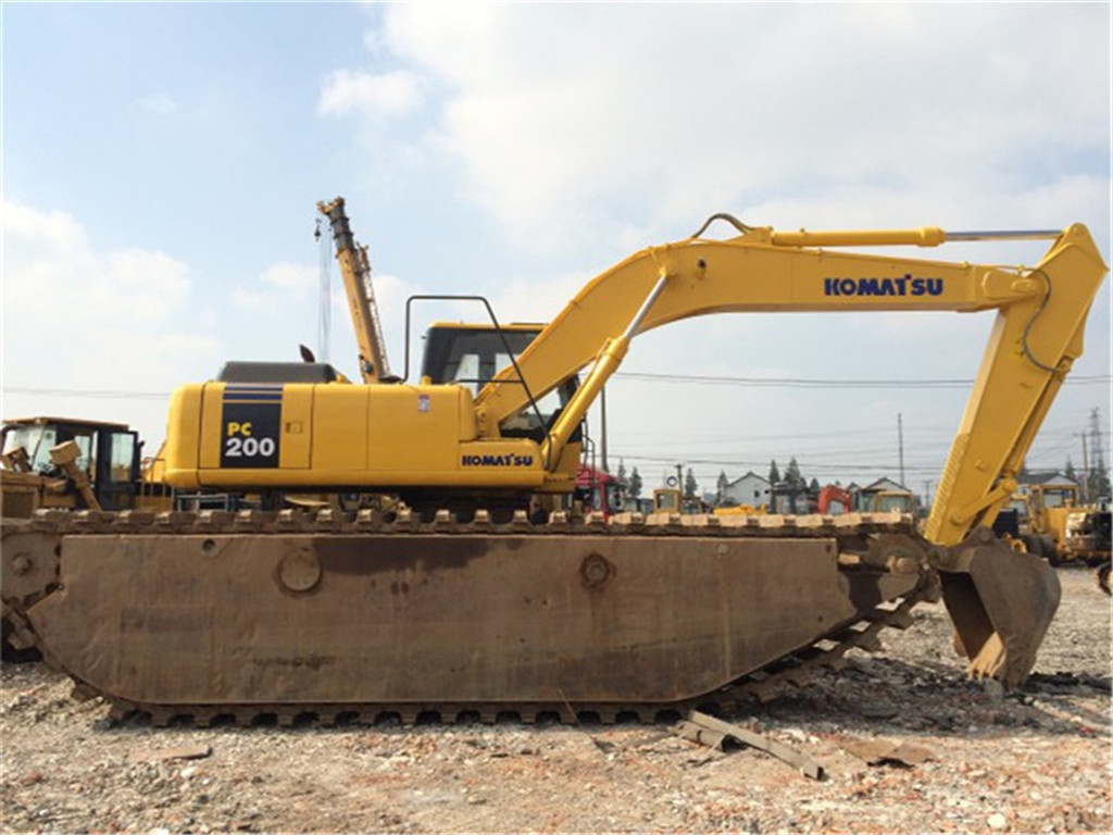 Made in Japan Used Medium excavator  PC200-7 amphibious excavator for sale original Komatsu