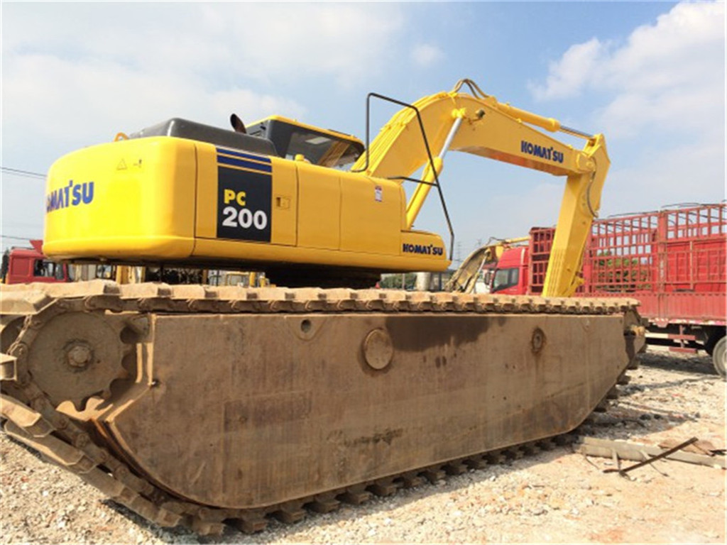 Made in Japan Used Medium excavator  PC200-7 amphibious excavator for sale original Komatsu