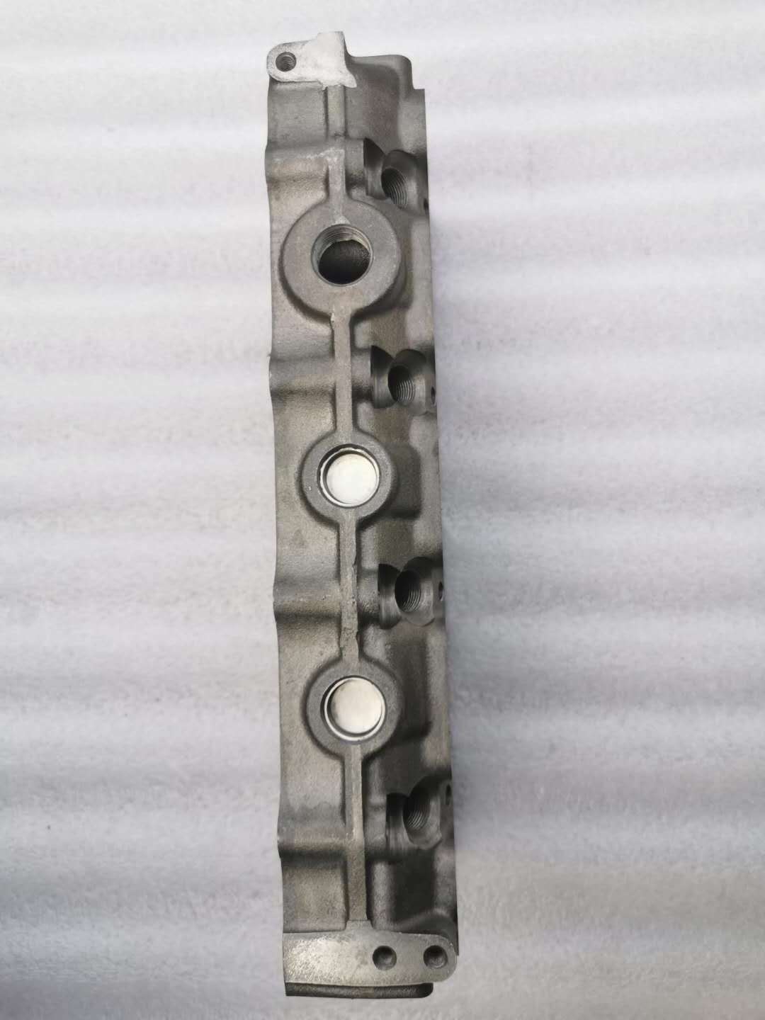 Brand New Motor Parts Cylinder Head 404D-T for PERKINS Engine