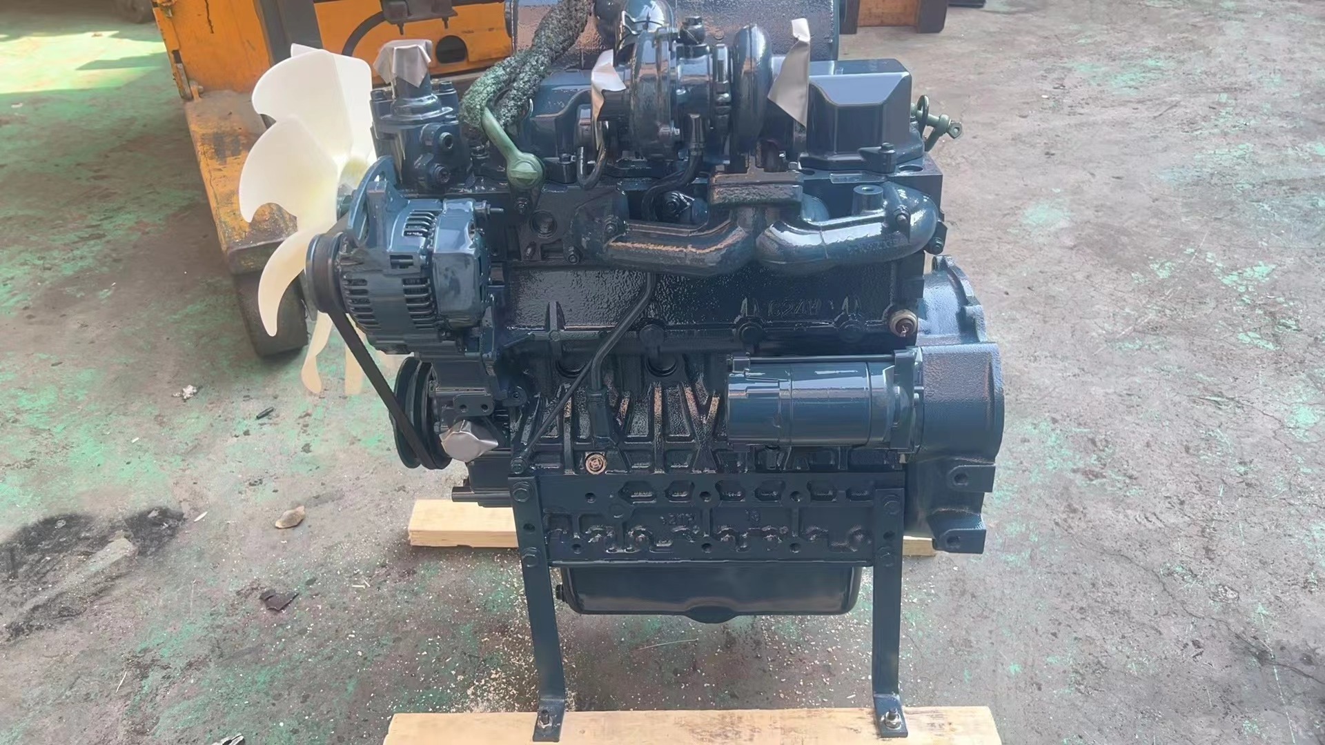 For loader V3300 V2403 diesel engine kubota