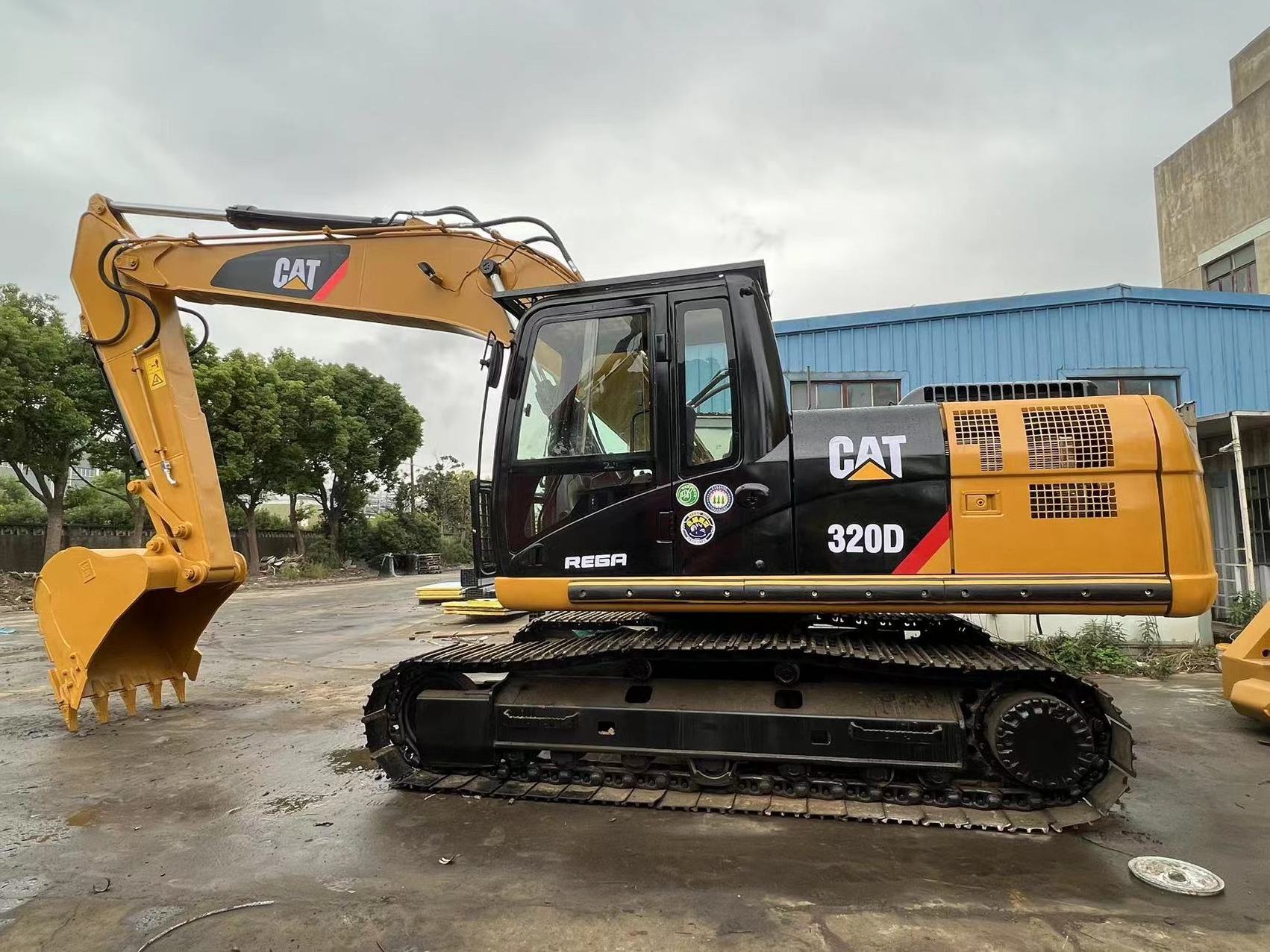 Good Used CAT 320D2 Excavator 320dD2L 325C 320C Used Caterpillar Excavator Original Japan Excavators