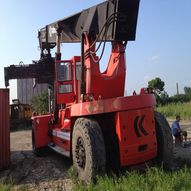 Good Condition Used Kalmar 45 ton Lifting Reach Stacker For Sale in Kenya