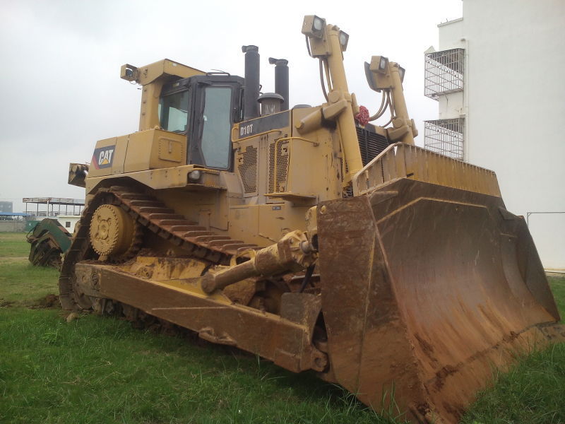 USED caterpillar D10T Dozer Cheap Price for Sale good condition