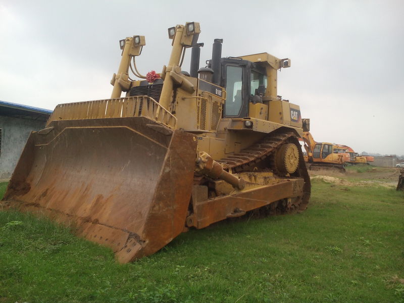 USED caterpillar D10T Dozer Cheap Price for Sale good condition