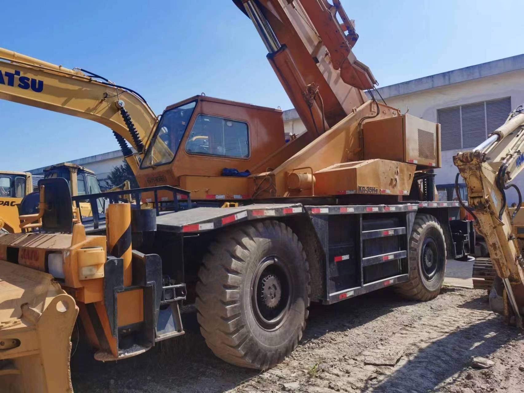 Original Japan 35 Ton Crane Used Kato KR35 Rough Terrain Crane Ready To Work