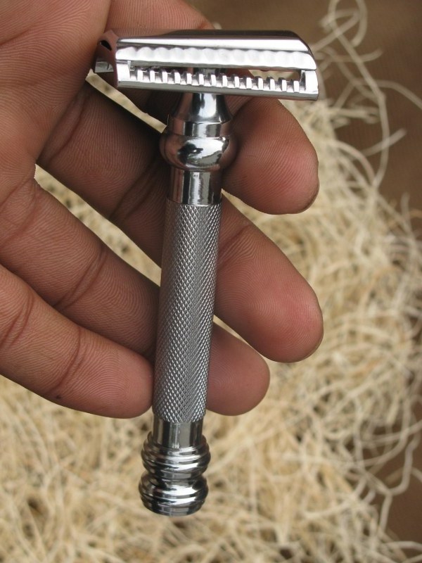 Slant Bar Shaving Safety Razor, Double Edge Safety Razor, Professional Barber pole Safety Razor heavy razor