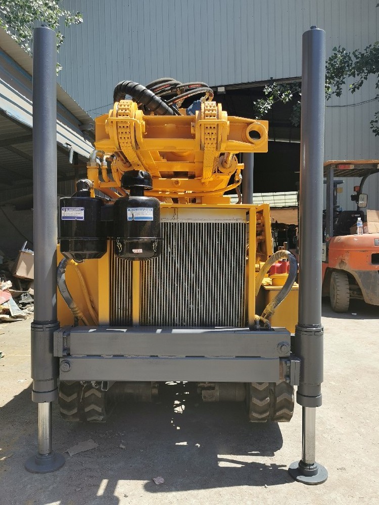 Made China 180m crawler air compressor mud pump water well drilling equipment drilling rig water drilling rig