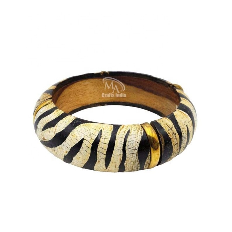 High Quality Hot Selling Buffalo Horn Animal Print Bangle for Girls & Women at Best Price