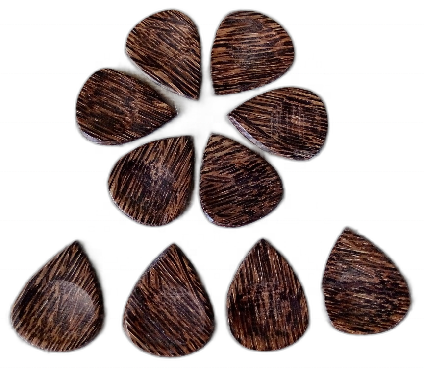 High-Quality Multi different wood guitar picks wooden guitar picks use for acoustic classical  Guitar Picks Engrave Design