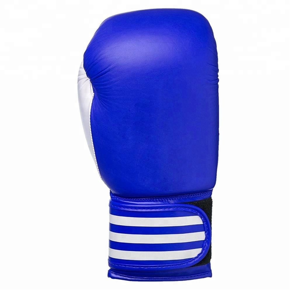 Hot Sale Professional Black Red Blue Boxing Gloves Customized by Pakistani Factory with Custom Logo