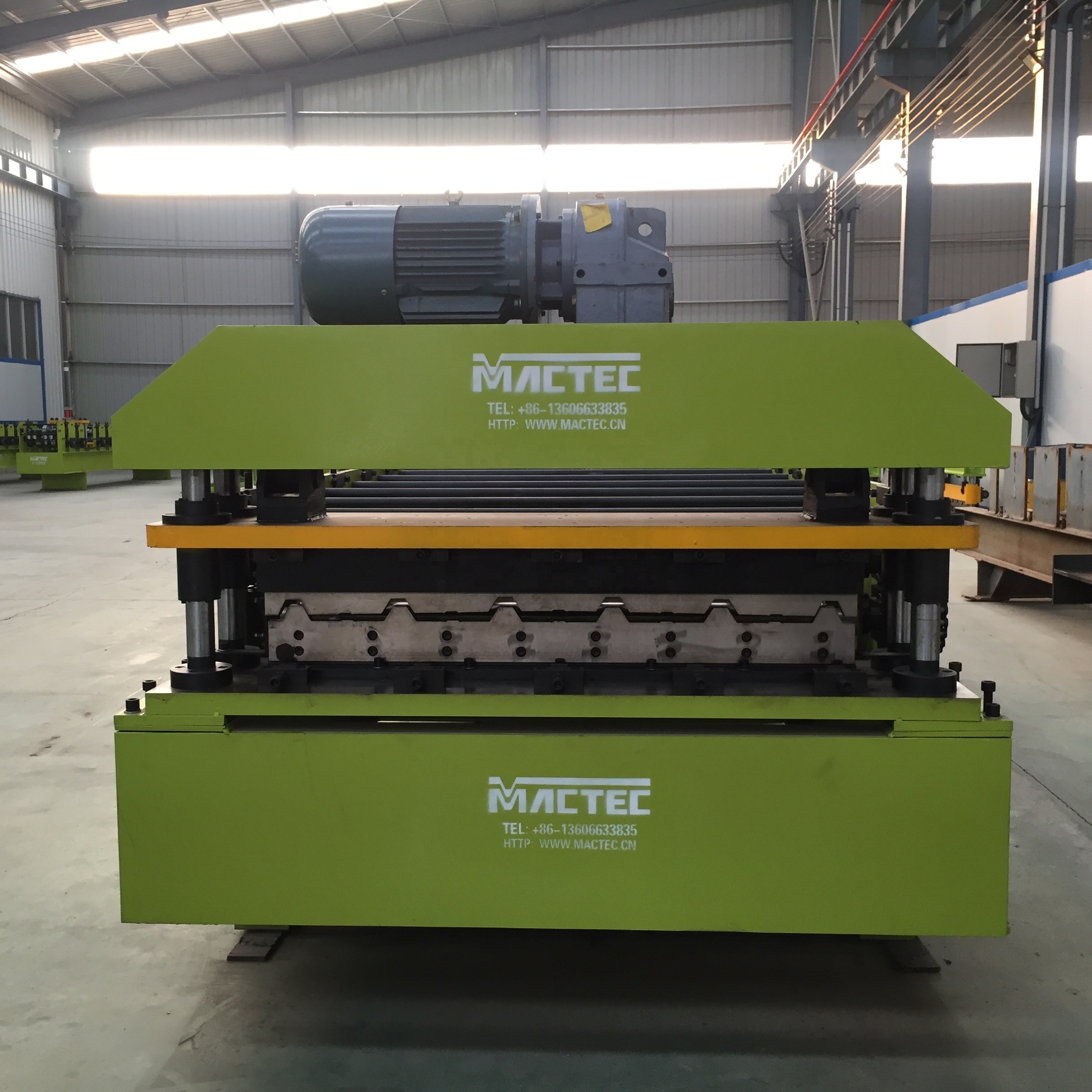 metal roofing sheet double ridge and drip edge  roll forming machine iron roof